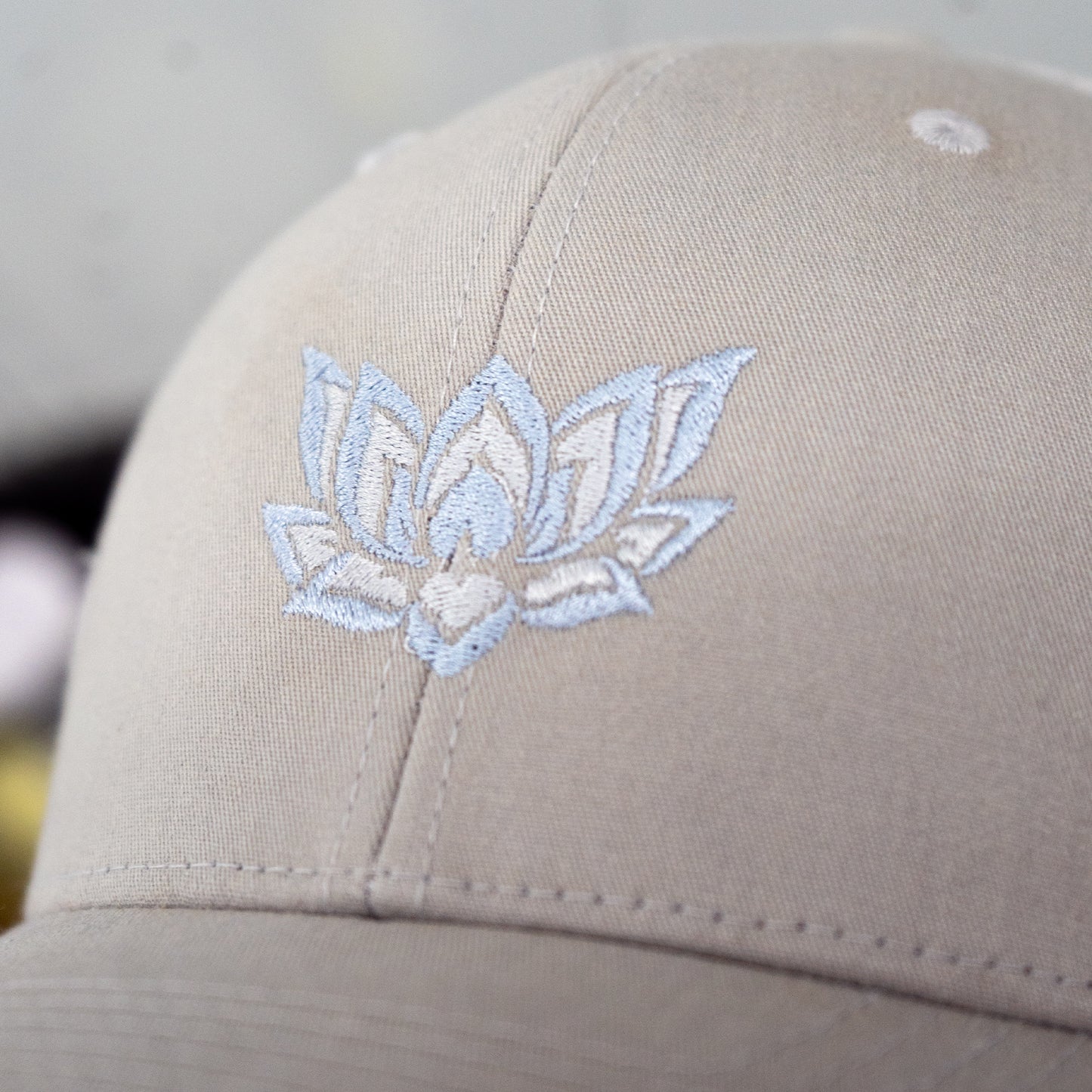 LOTUS TRUCKER CAP - CHROME GREY