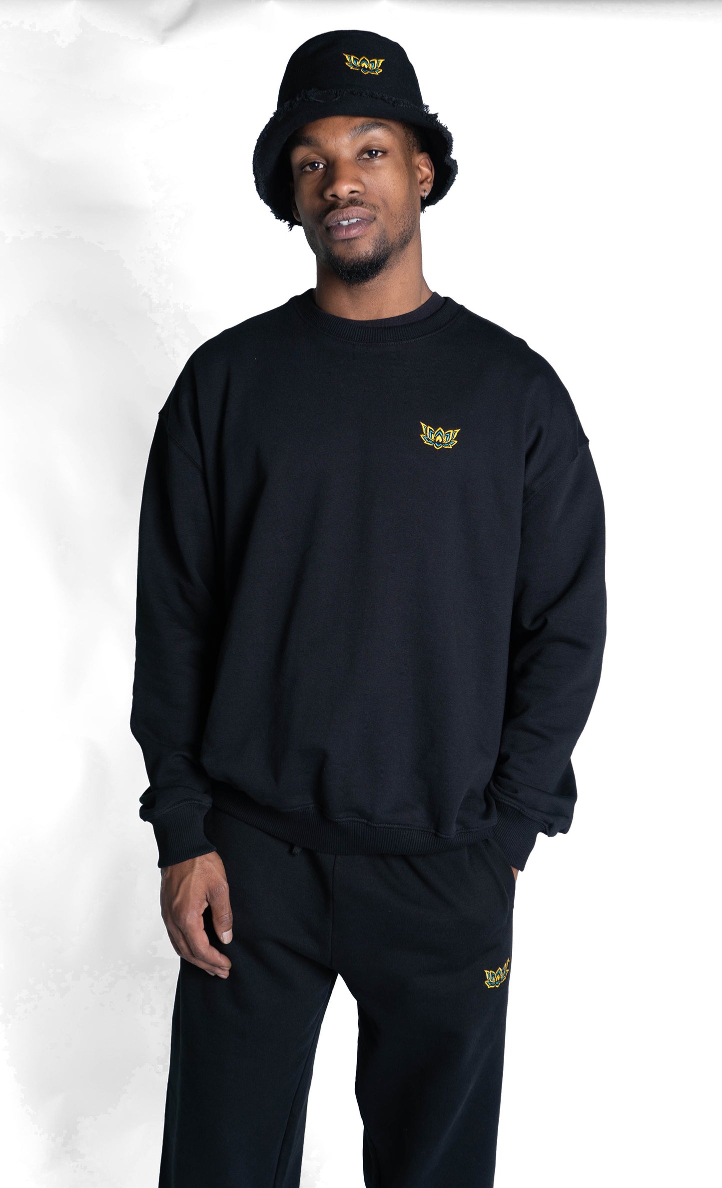 LIL LOTUS PREMIUM SWEATSHIRT - BLACK
