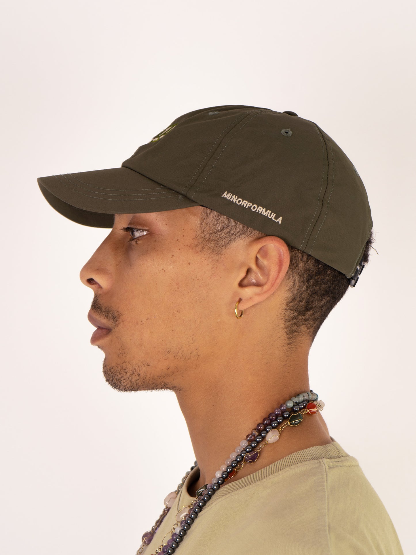 WATERPROOF LOTUS 6 PANEL - OLIVE