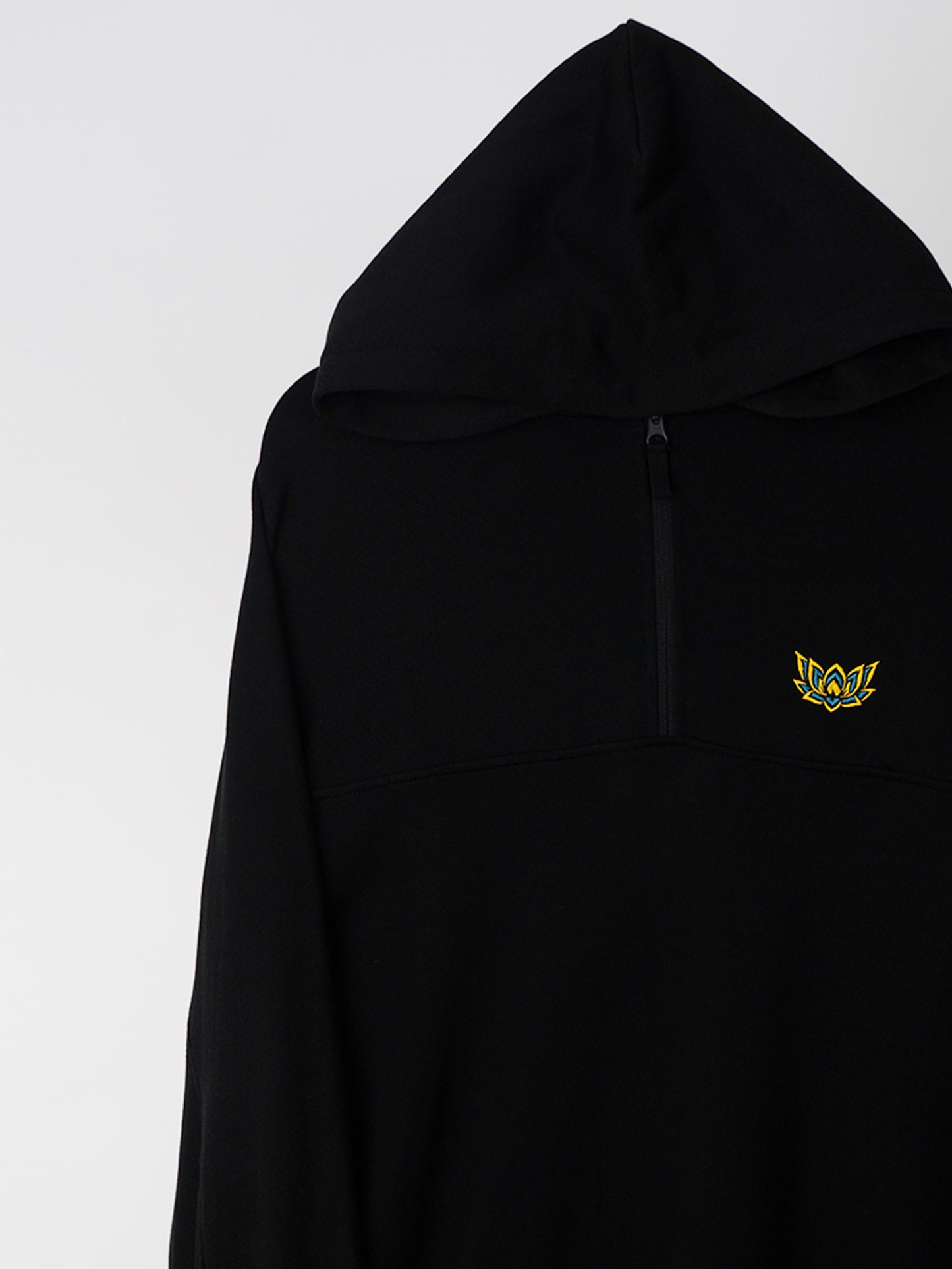 LIL LOTUS RAGLAN HALF ZIP HOOD - BLACK