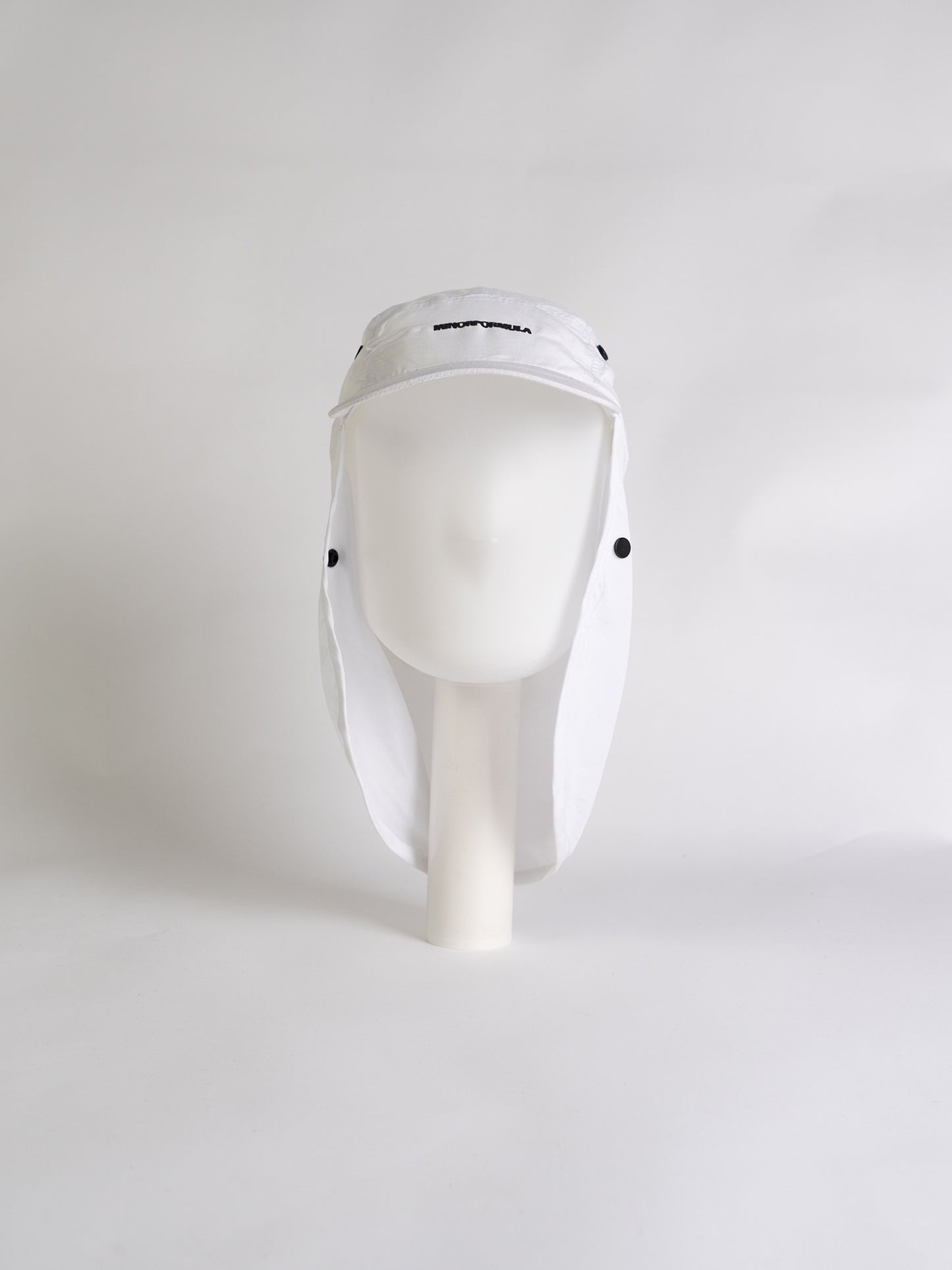 SAFARI 5 PANEL CAP - WHITE