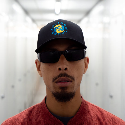 BALANCE TRUCKER CAP - BLACK