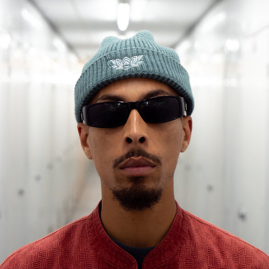 LOTUS FISHERMAN BEANIE - BLUE / WHITE