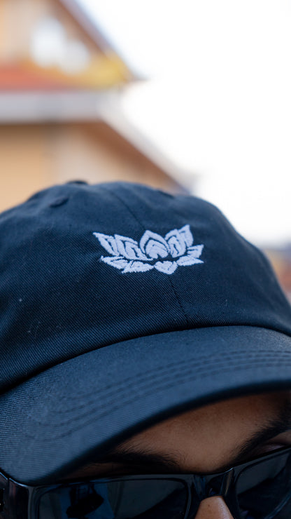 LOTUS 6 PANEL - BLACK/WHITE