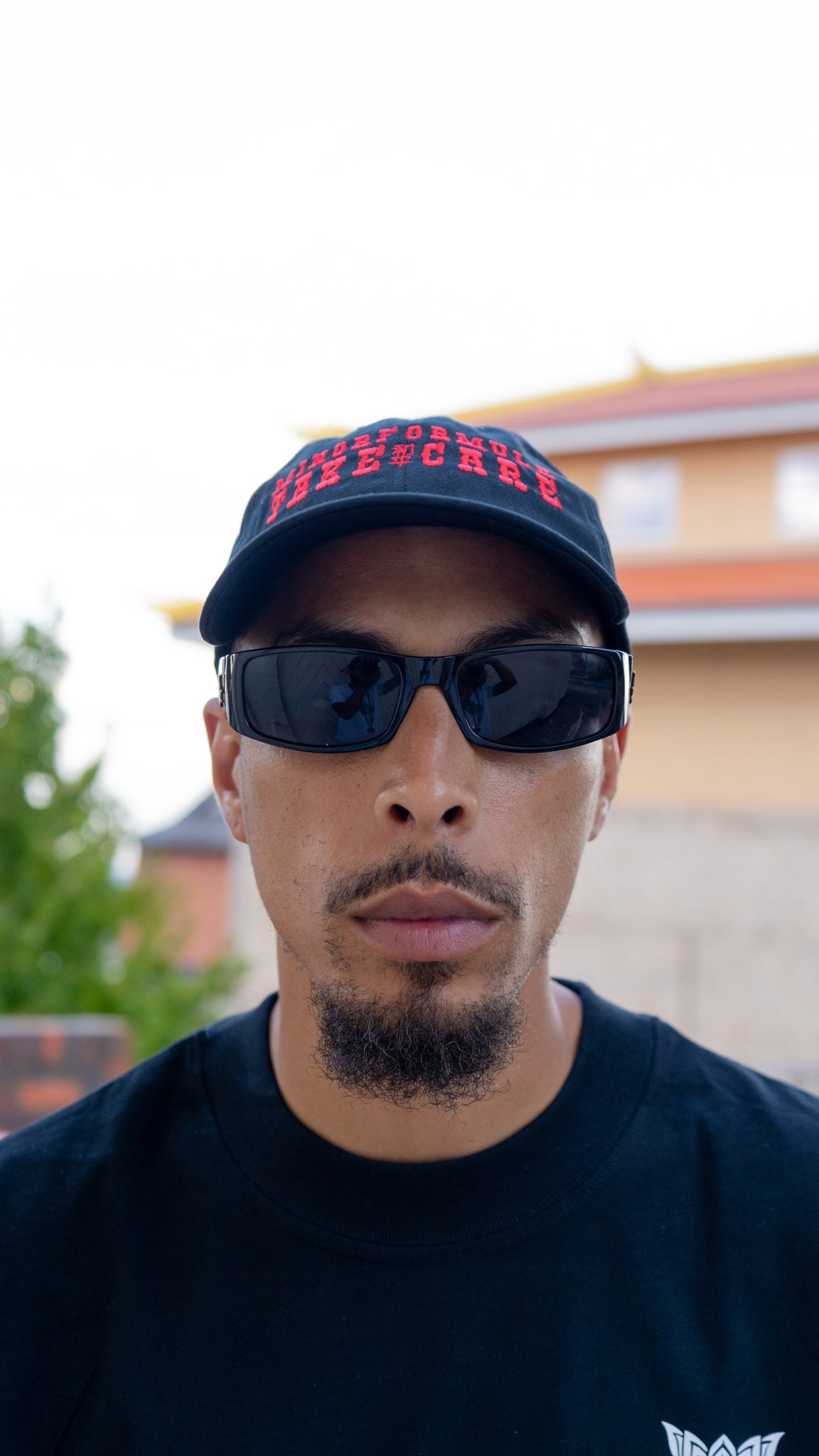 CARETAKERS 6 PANEL - BLACK/RED