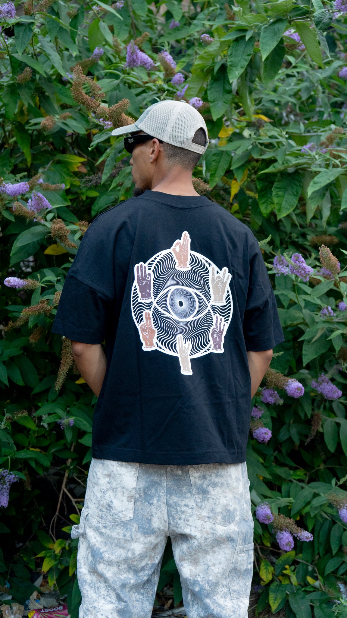 MUDRA TEE - BLACK/WHITE