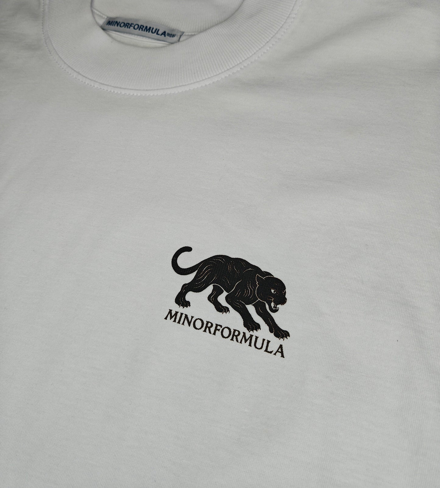 PANTHER TEE - WHITE