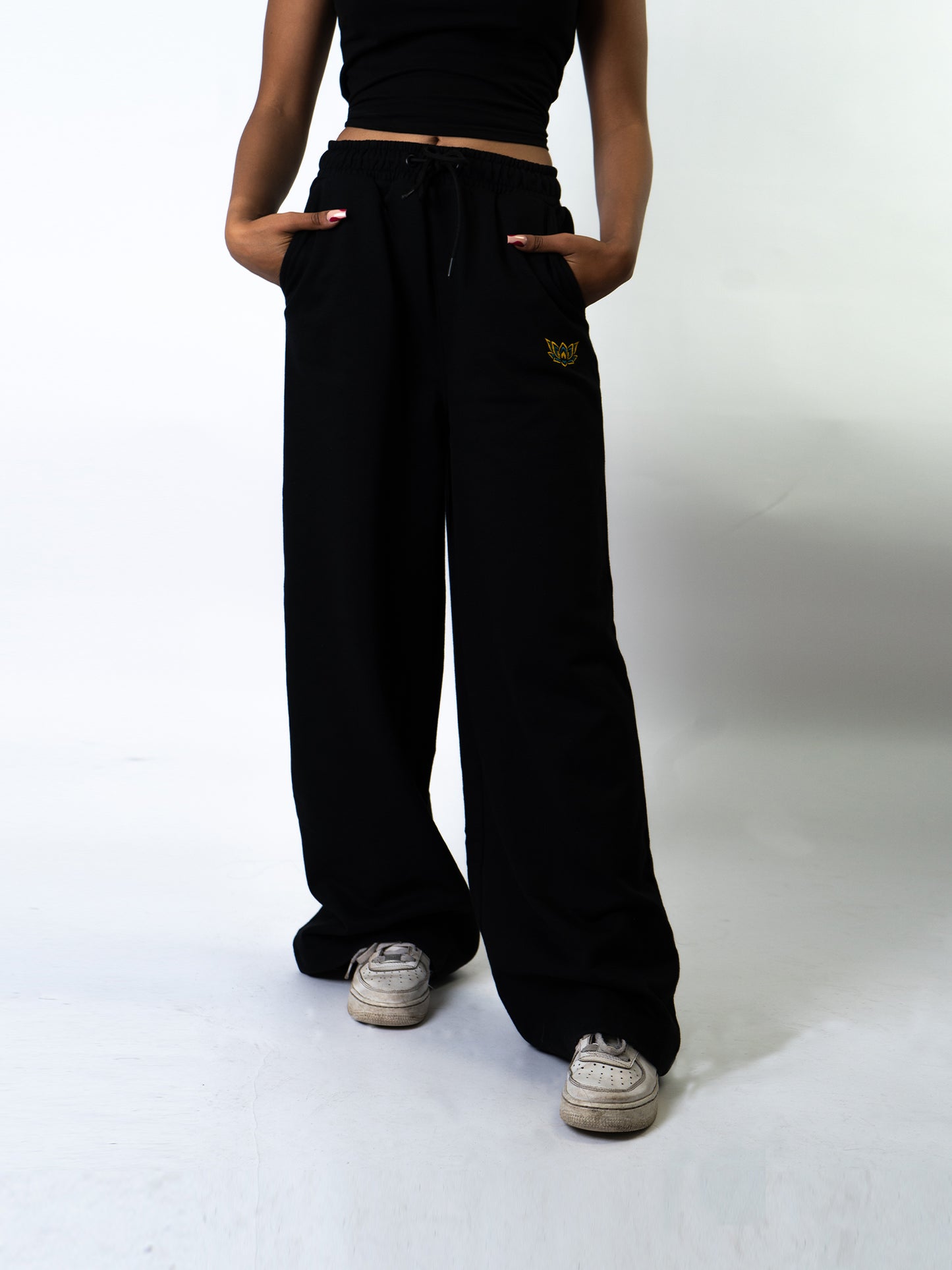 WOMENS WIDE LEG SWEATPANTS - BLACK