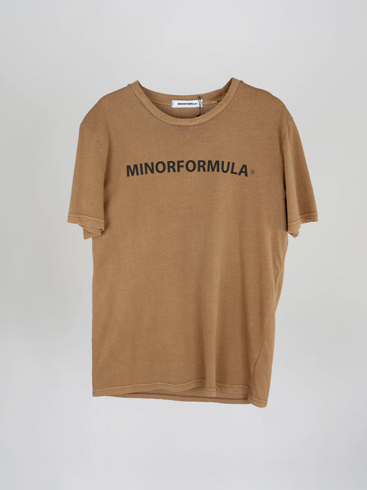 TRADEMARK LIGHTWEIGHT T-SHIRT - CAMEL BROWN